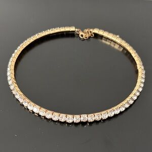 Gorgeous gold tone rhinestone choker